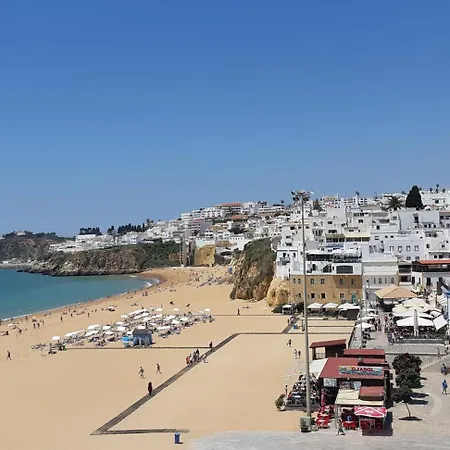 Apartamento Jeannie's Oura Estrela