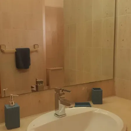 Jeannie's Oura Estrela Albufeira