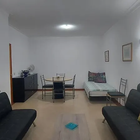 Jeannie's Oura Estrela *