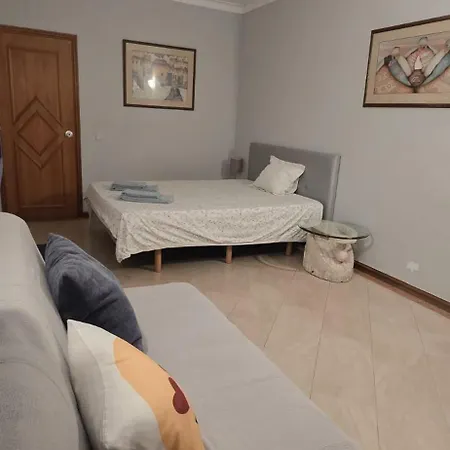 Jeannie's Oura Estrela Appartamento *