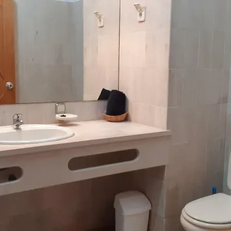 Jeannie's Oura Estrela