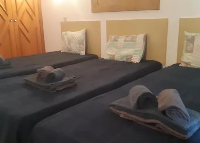 Jeannie's Oura Estrela شقة