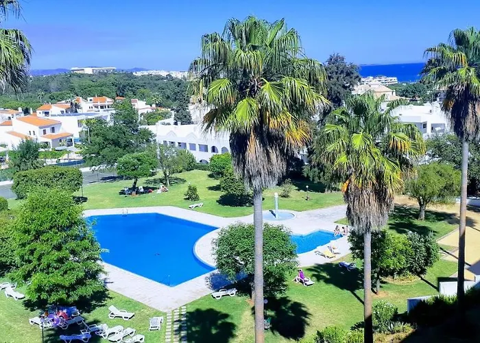Jeannie's Oura Estrela * Albufeira