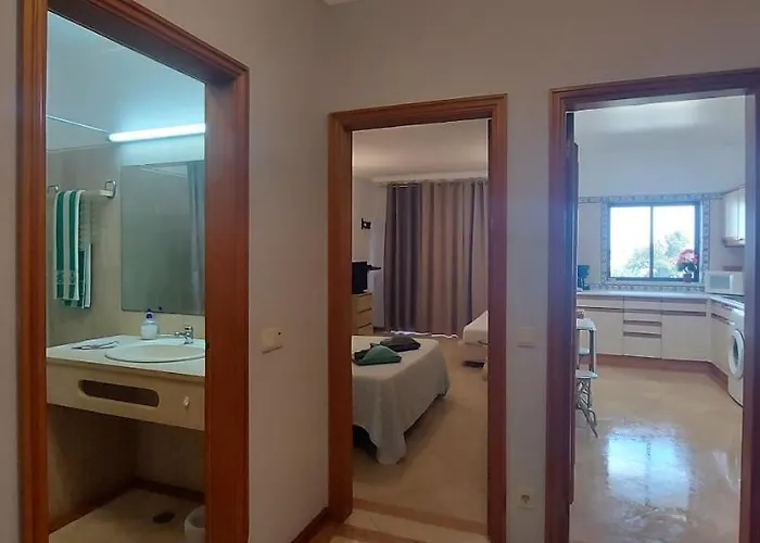 Jeannie's Oura Estrela شقة البوفيرا