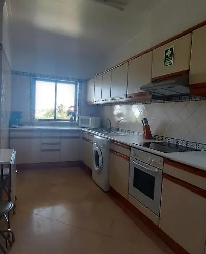 Jeannie's Oura Estrela شقة البوفيرا