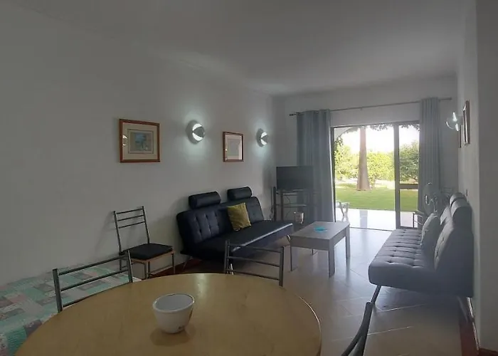 Jeannie's Oura Estrela شقة البوفيرا