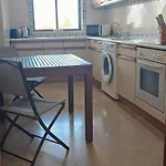 Jeannie's Oura Estrela البوفيرا